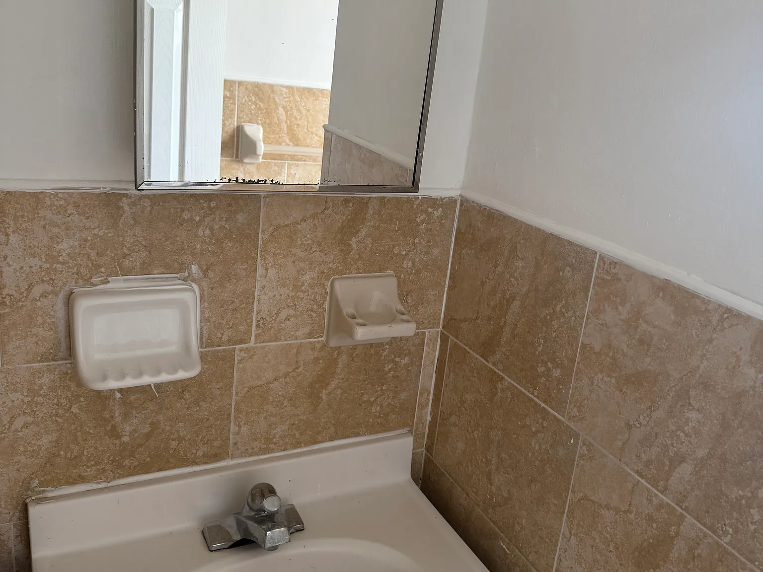 2 bed, $2,000 — Photo 3