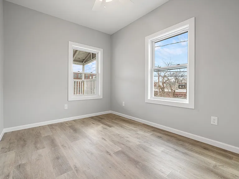 113D Temple St — Photo 14