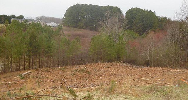 1st image of 134 Douglas Dr