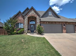 2013 W 119th Ct S, Jenks, OK 74037