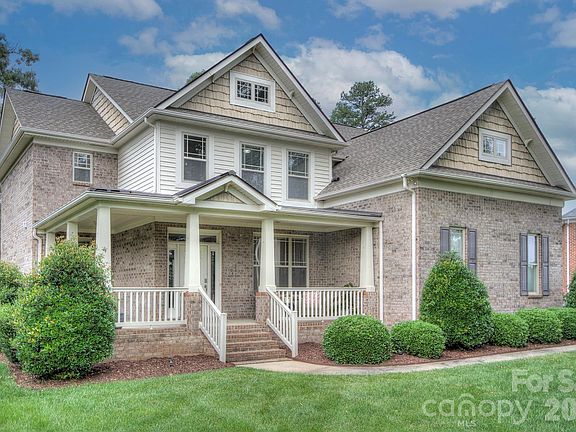 2nd image of 3011 Crismark Dr