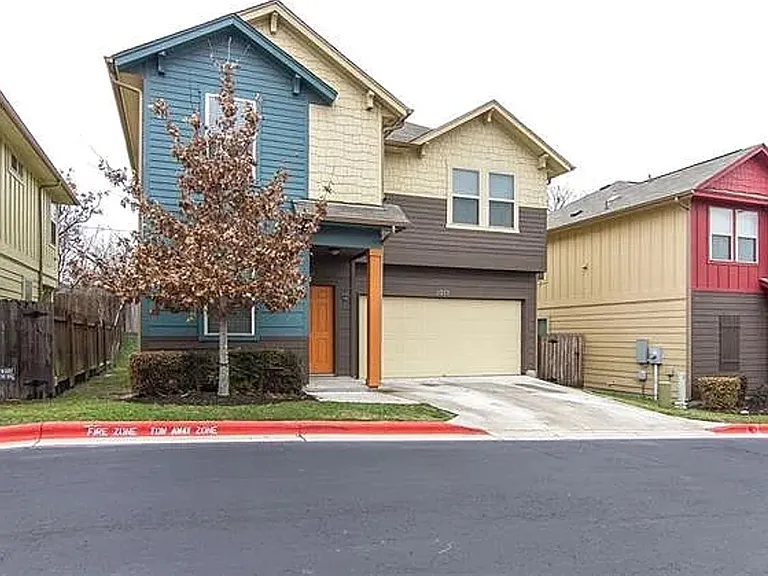 5913 Red Bud Ridge Ln — Photo 17