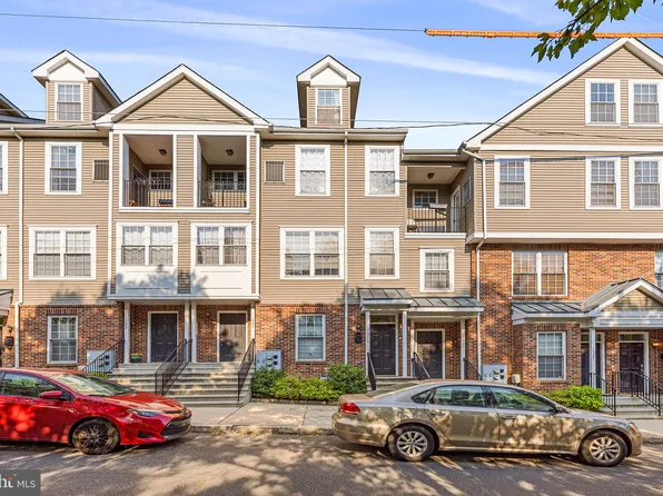 1325 N 32nd St, Philadelphia, PA 19121