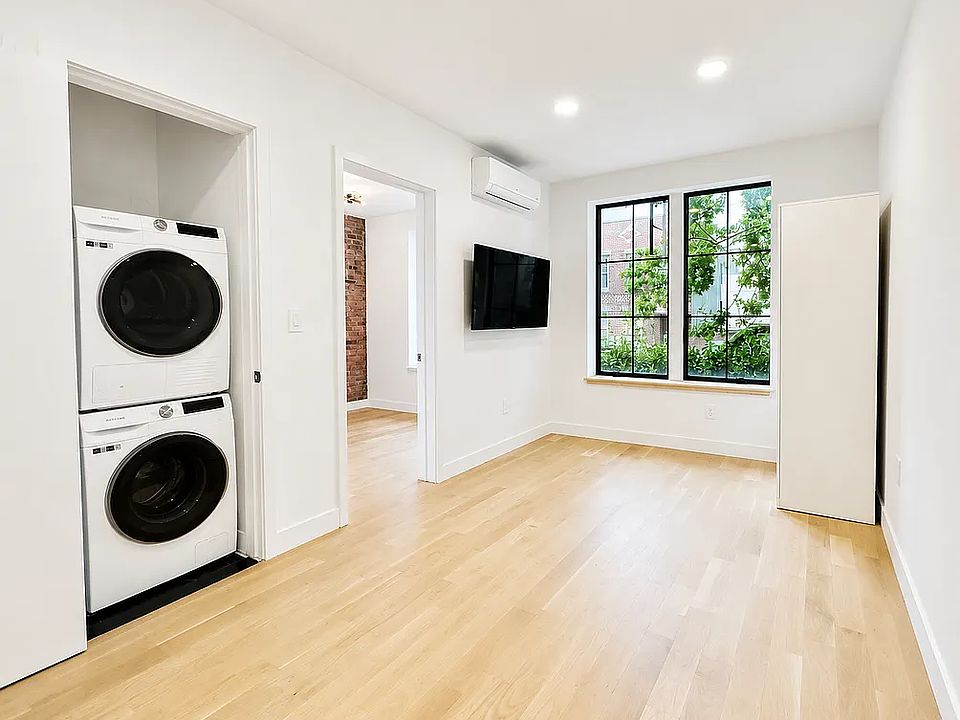 1st image of 25-11 34th St #1B