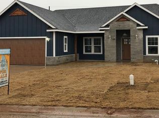 519 Brandy Ln, Tom Bean, TX 75491