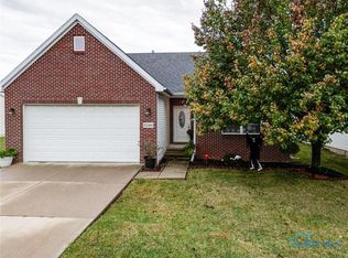 1546 N Redhawk Dr, Perrysburg, OH 43551