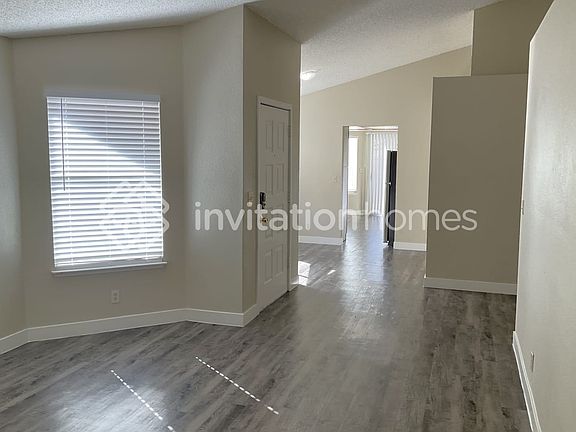 3rd image of 5781 Yerington Ave