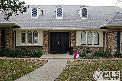 3rd image of 3136 Sebring Dr