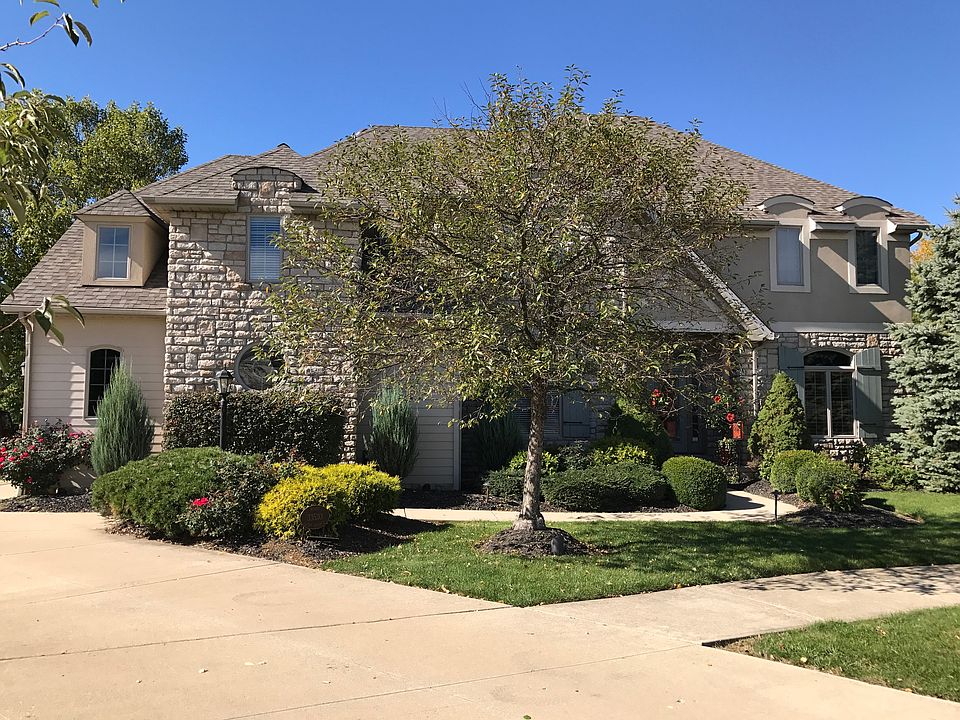 1st image of 33530 Royal Street George Dr