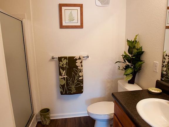 4th image of 6 Willow Creek Ln #10210