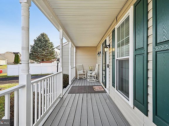 5th image of 13832 Redstone Dr