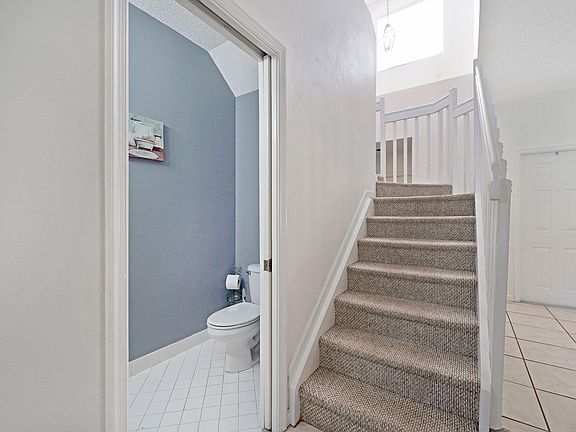 5th image of 1457 Banyan Way