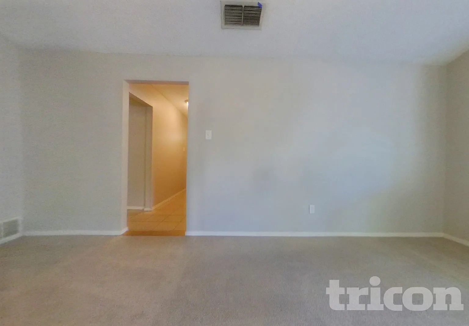 6321 Macarthur Watauga TX — Photo 3
