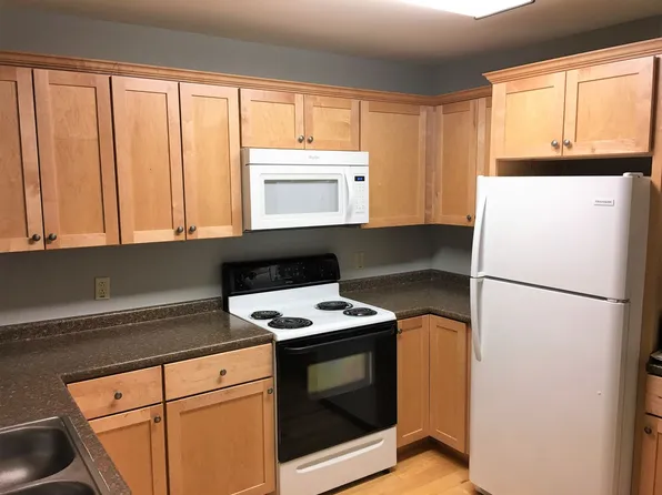 75 Sumner Ln #C, Fairfax, VT 05454