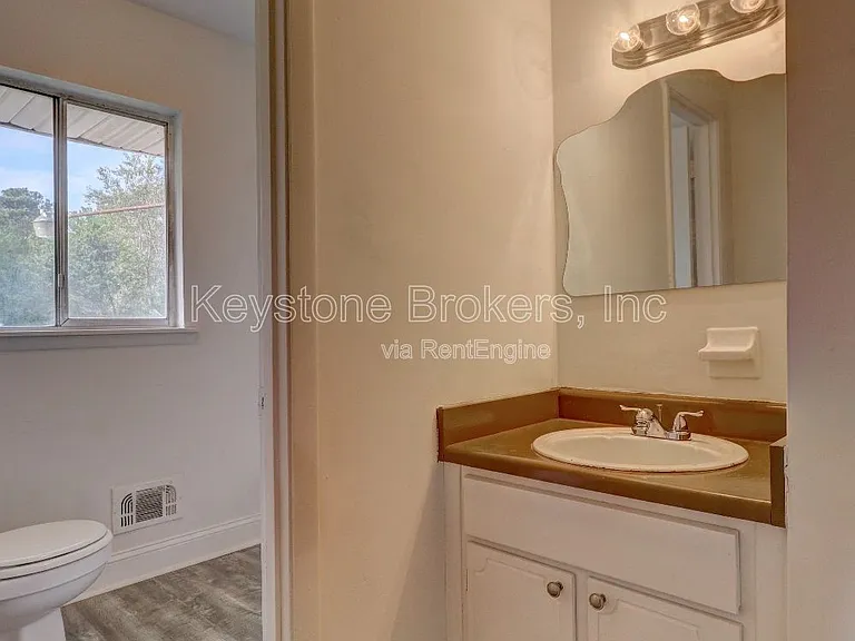 8774 Channing Dr — Photo 12