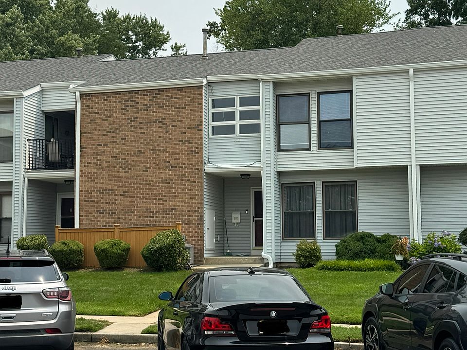 1st image of 8K Twin Rivers Dr #8-K