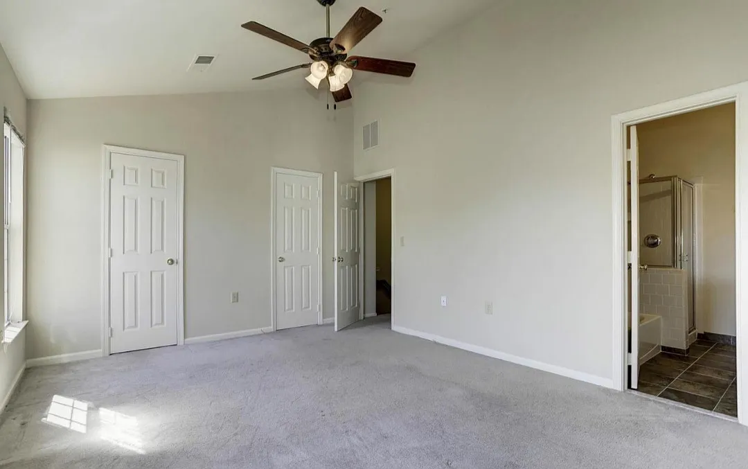 4 bed, 3.5 bath, 1888 sqft, $3,100 — Photo 3