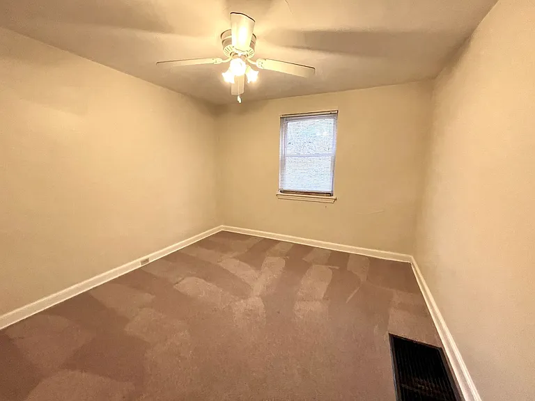 1851 Capital Ave — Photo 11