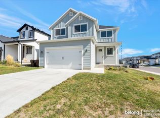 4695 E Breezy Patch Rd, Eagle Mountain, UT 84005