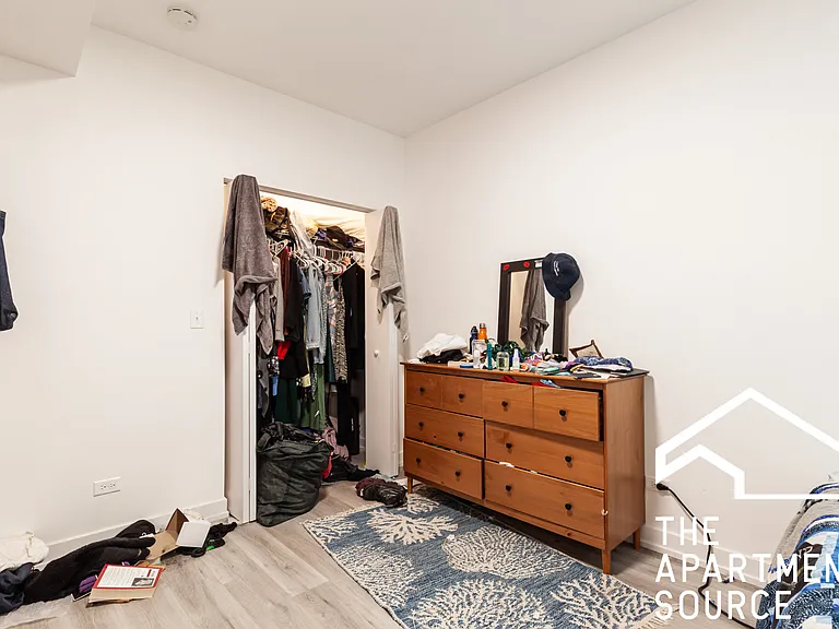 4937 N Saint Louis Ave #2S — Photo 15