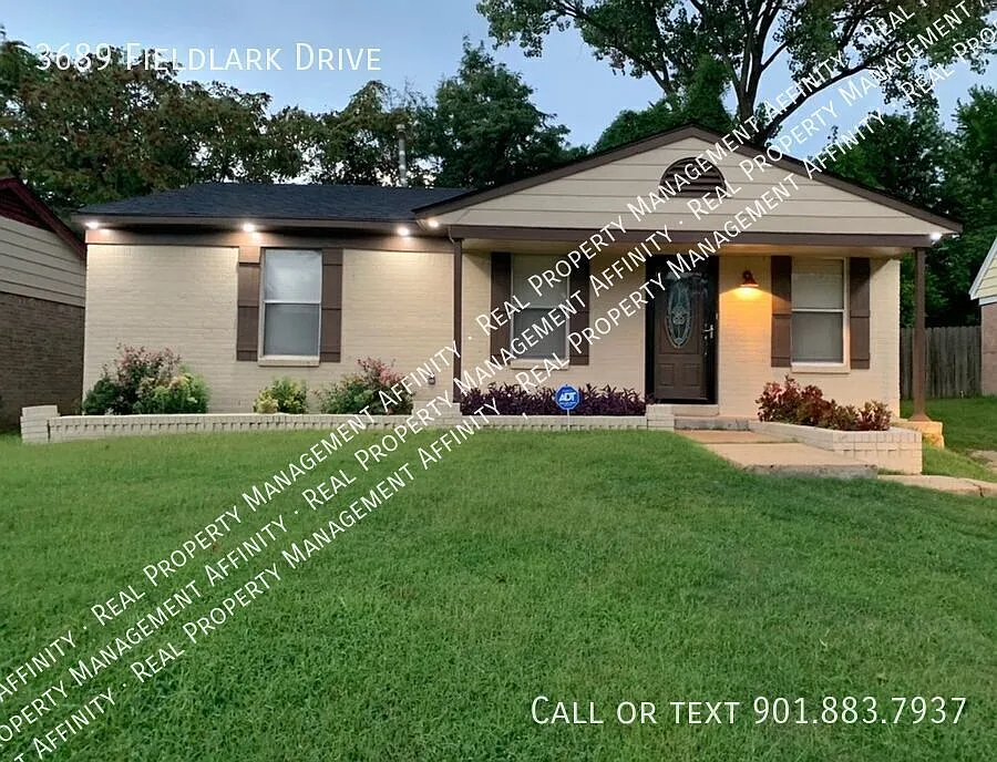3689 Fieldlark Dr