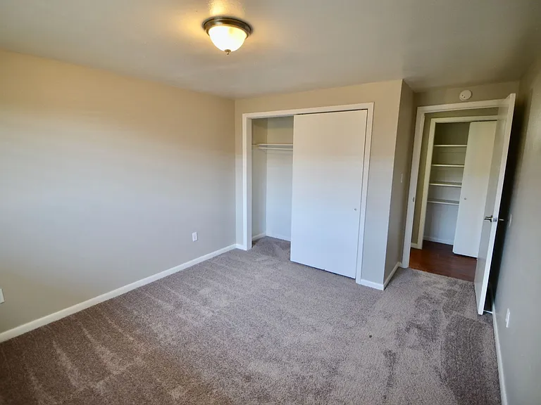 1160-1198 S Allison St — Photo 13