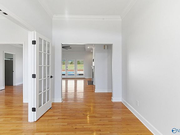 5th image of 535 Kirkland Rd