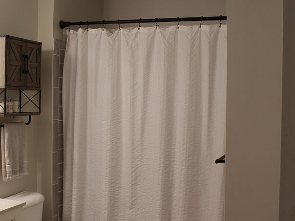 4th image of 3101 Scenic Ct