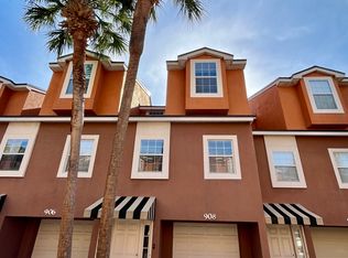 908 Laura St, Clearwater, FL 33755