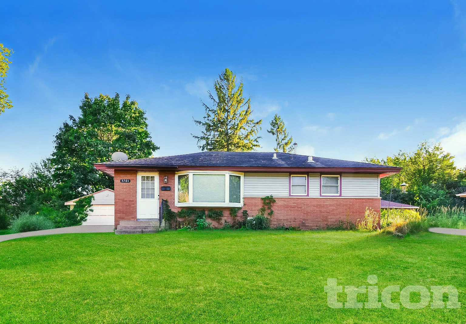 3701 Woodbine Lane N Brooklyn Center MN — Photo 1