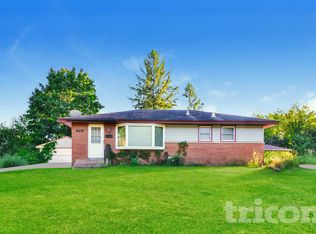 3701 Woodbine Ln N, Minneapolis, MN 55429