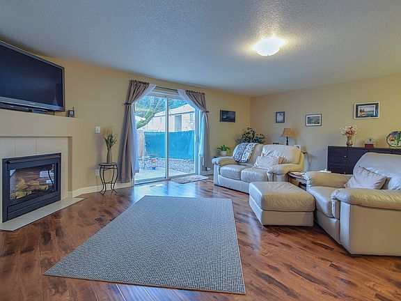 4th image of 10207 NE 58th St