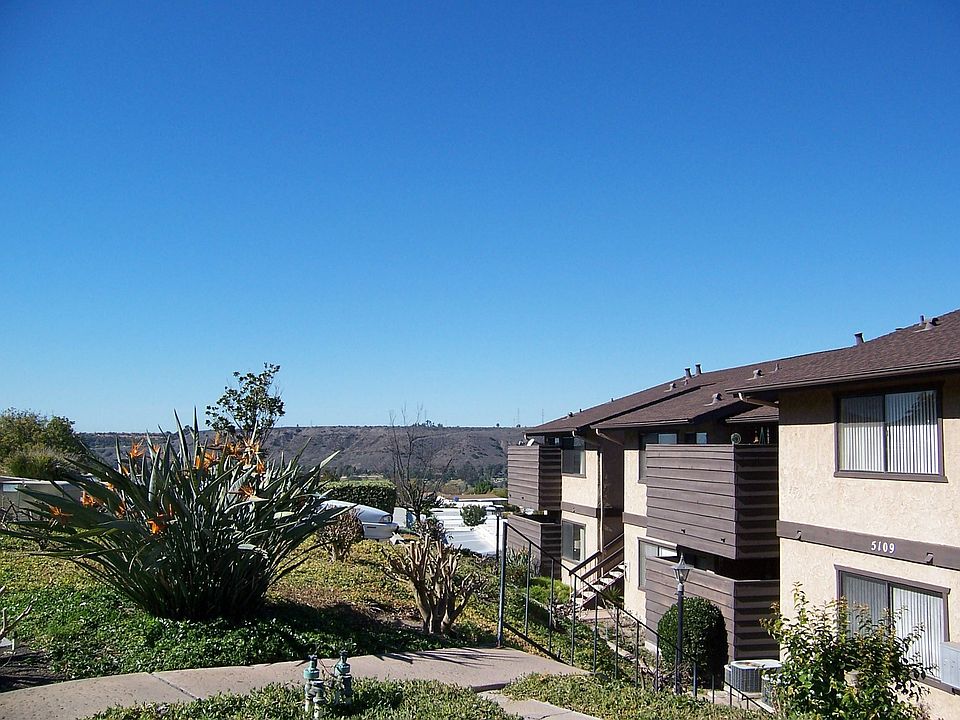 FRONT ENTRANCE WITH VIEW