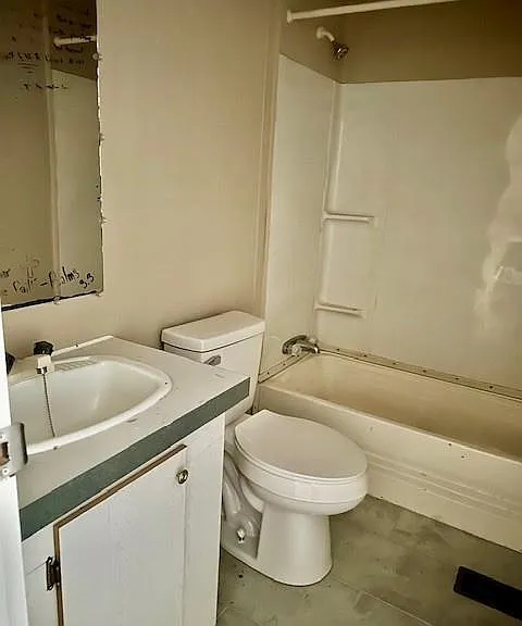 13221 Airport Blvd #1 — Photo 12