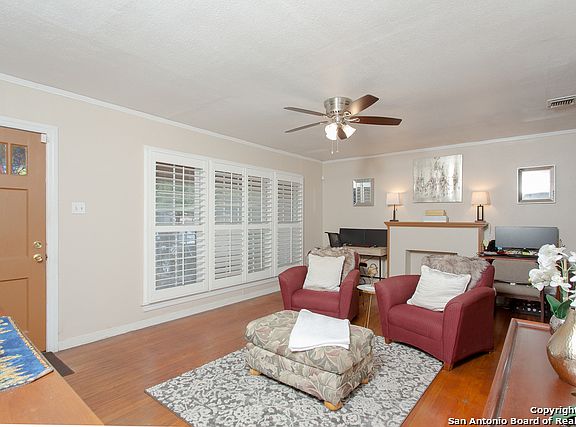 4th image of 2305 Texas Ave