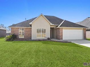 23823 Springhill Dr, Denham Springs, LA 70726