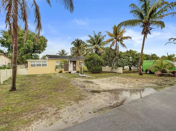 1675 NE 160th St, North Miami Beach, FL 33162