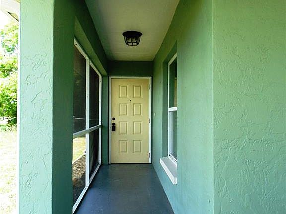 3rd image of 1124 SE 9th Ct APT A