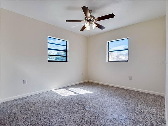 5th image of 222 W Buchanon Ave
