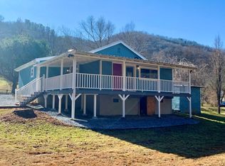 3965 Olive Hill Rd, Franklin, NC 28734