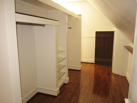 5th image of 362 Bryant Ave #3