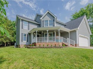 137 Cedar Bluff Ct, Thomasville, NC 27360