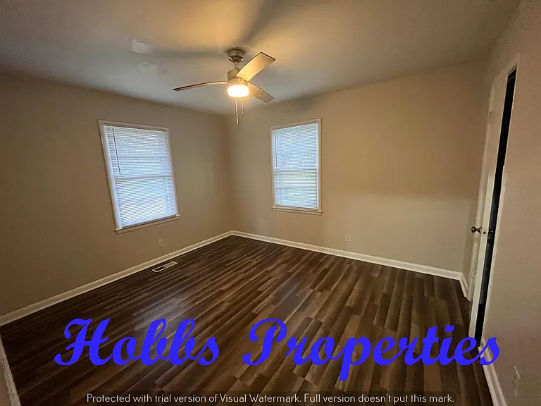 1601 Florence St — Photo 8
