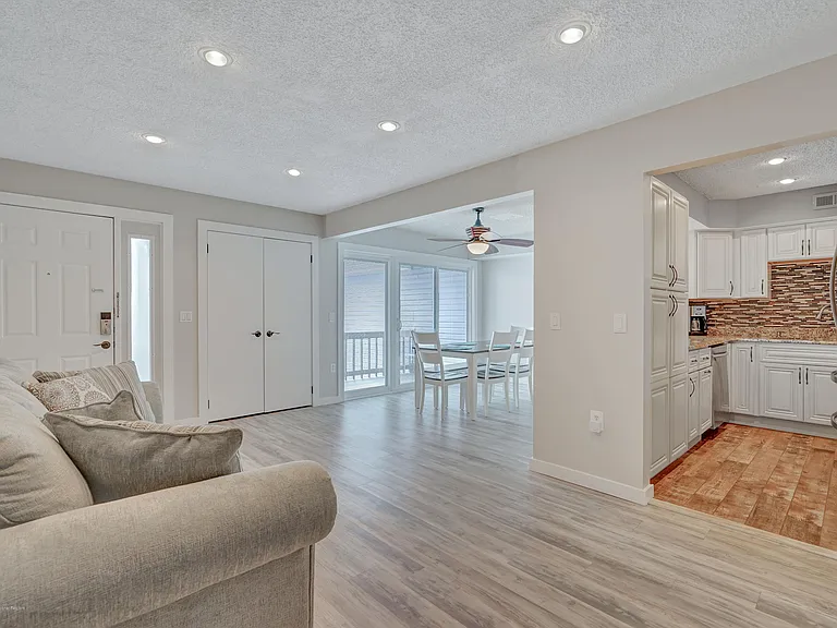 42 Hamilton Ave #B11 — Photo 6