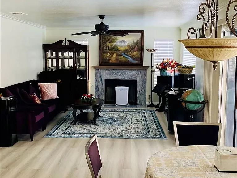 6576 Moonshadow Cir — Photo 4