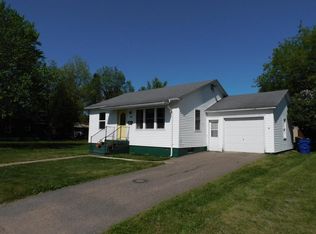809 N State St, Merrill, WI 54452