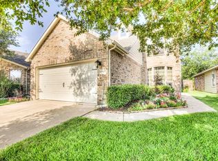11700 Bobcat Dr, Fort Worth, TX 76244