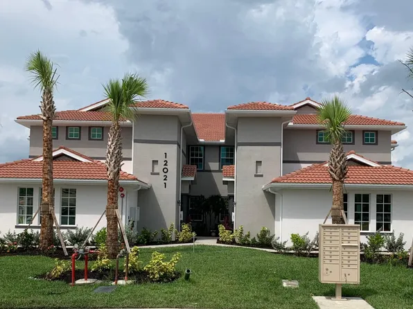 12021 Santaluz Dr APT 201, Fort Myers, FL 33913
