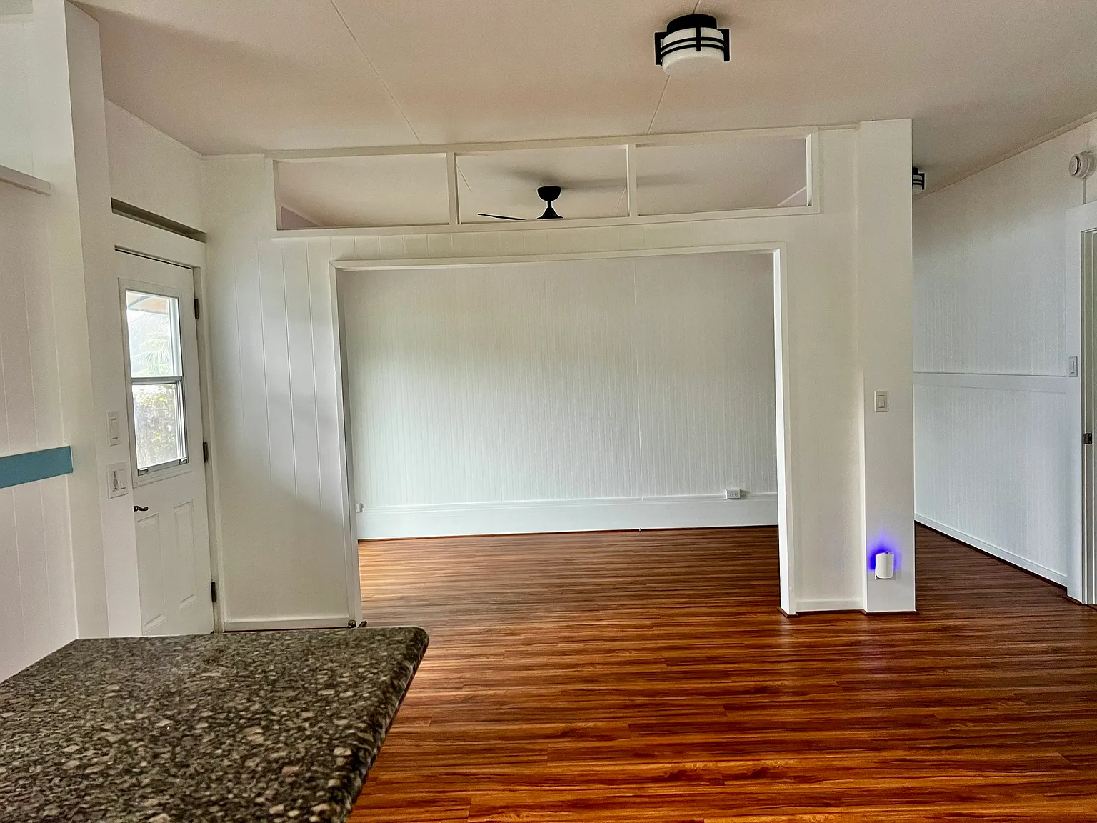 4 bed, 2112 sqft, $6,800 — Photo 2