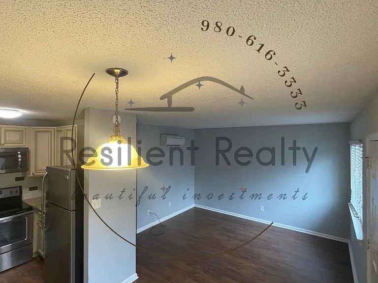 106 Wilshire Ave SW #1 — Photo 12